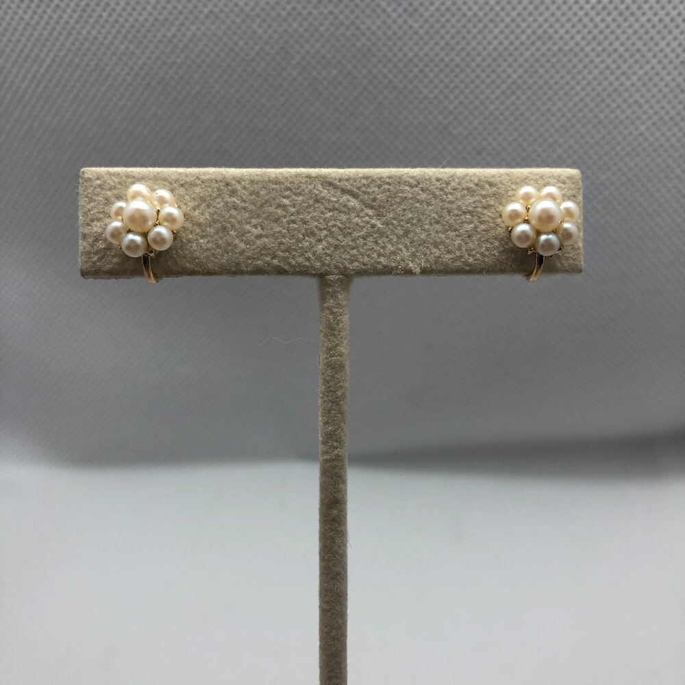 Vintage Flower Faux Pearl Clip-On Earrings